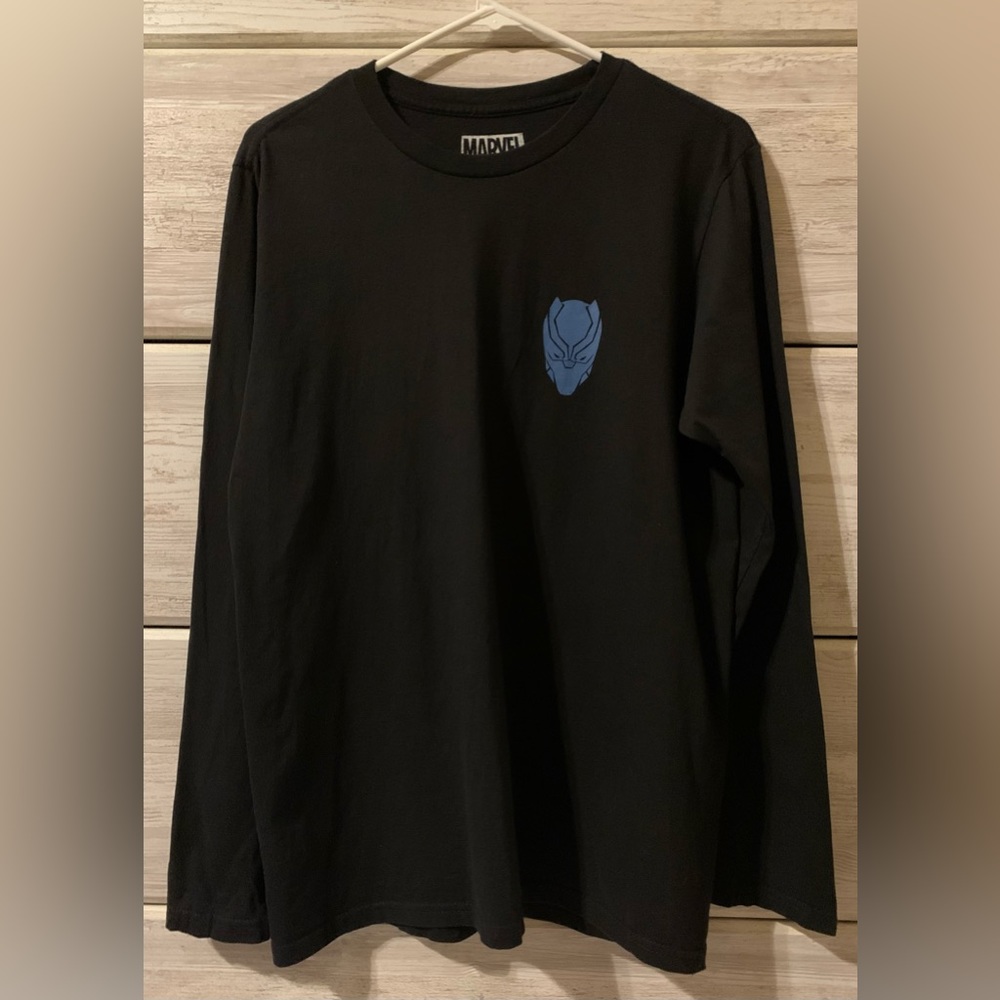 Black Panther Loot Crate Exclusive Shirt NWOT - Picture 2 of 2